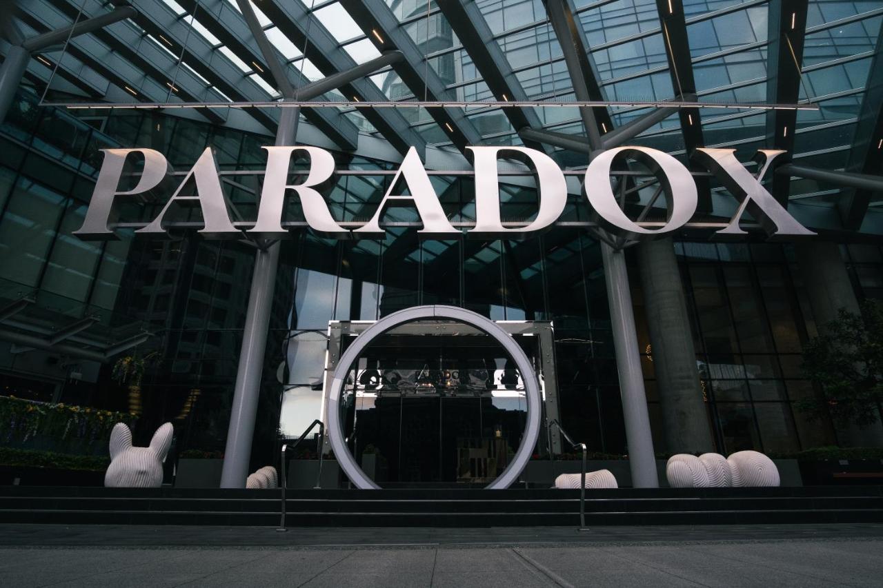 Paradox Hotel Vancouver Exterior foto